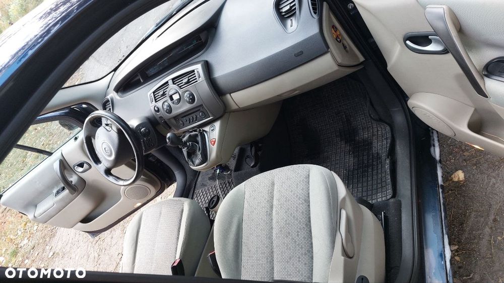 Renault Scenic - 7