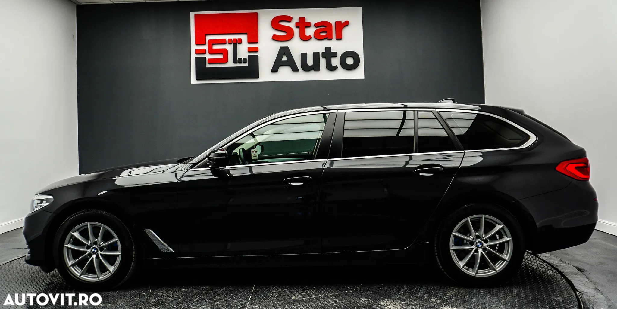BMW Seria 5 520d AT - 10