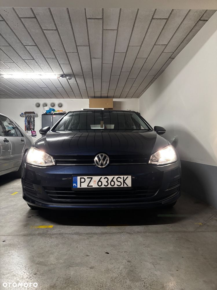 Volkswagen Golf VI 1.2 TSI BlueMot Comfortline - 3