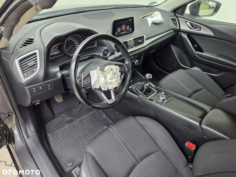 Mazda 3 - 7
