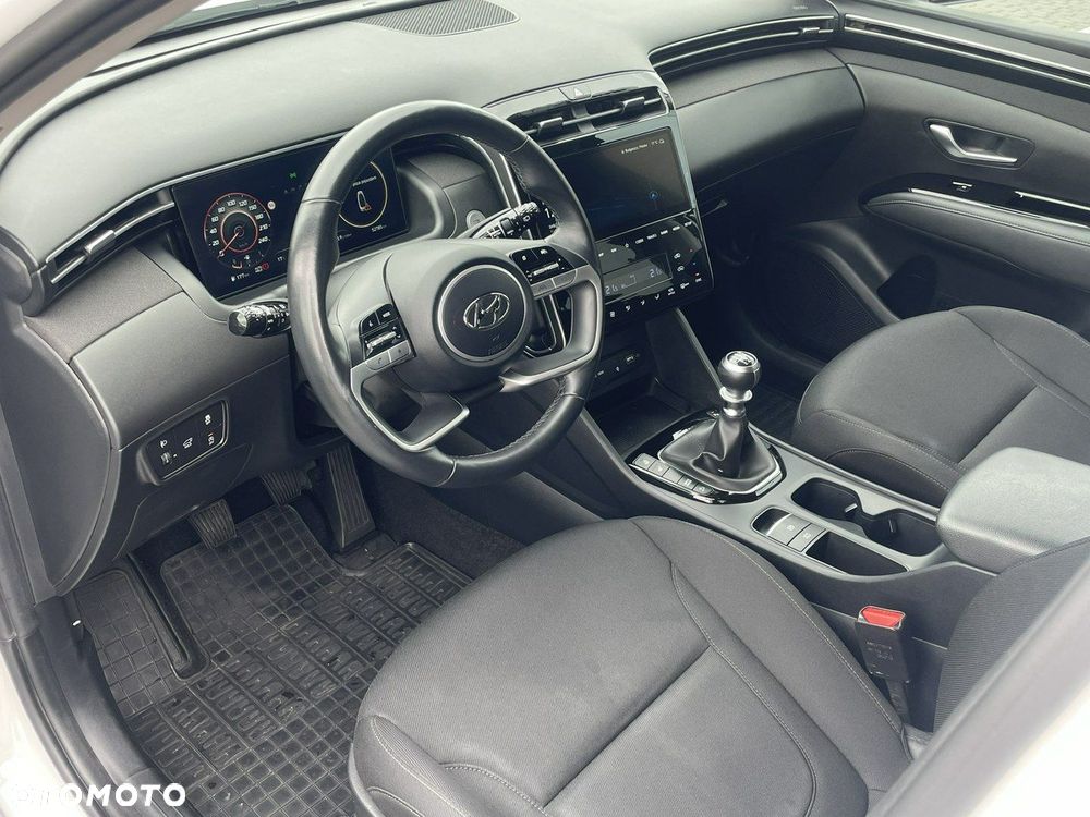 Hyundai Tucson 1.6 T-GDi Executive 2WD - 10