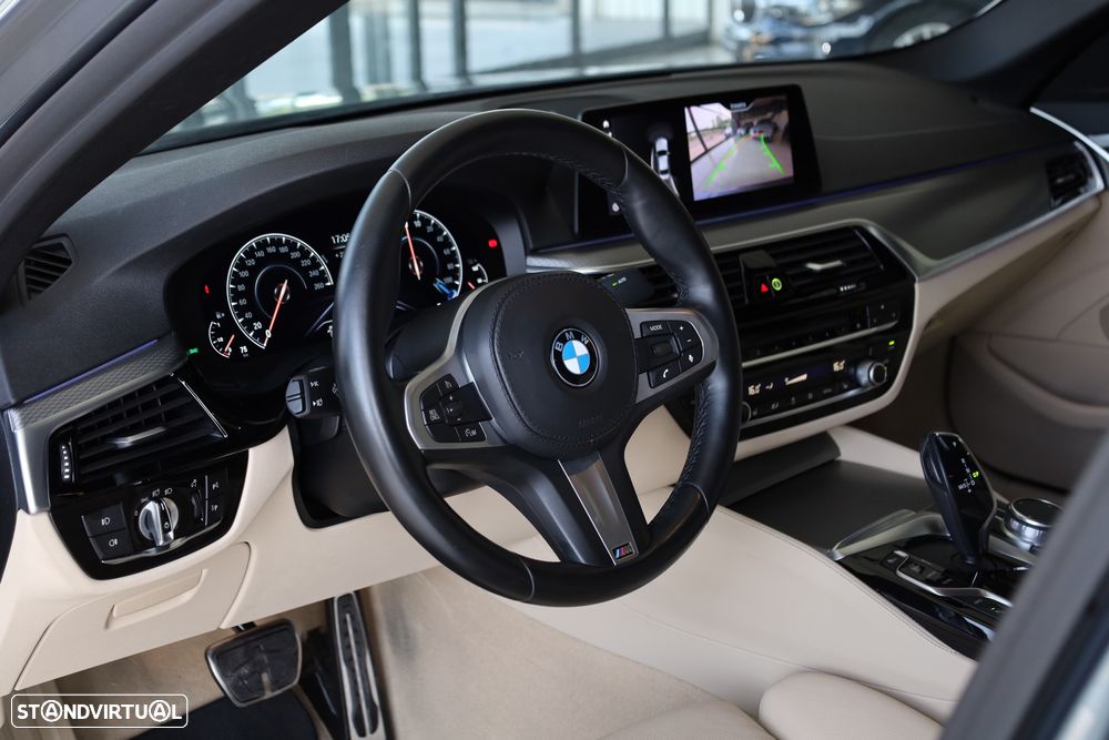 BMW 530 e iPerformance Pack M - 17