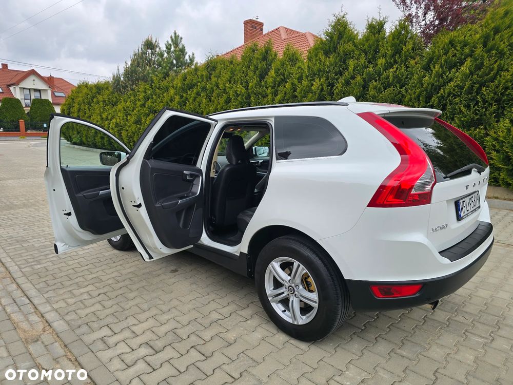 Volvo XC 60 D3 Momentum - 37