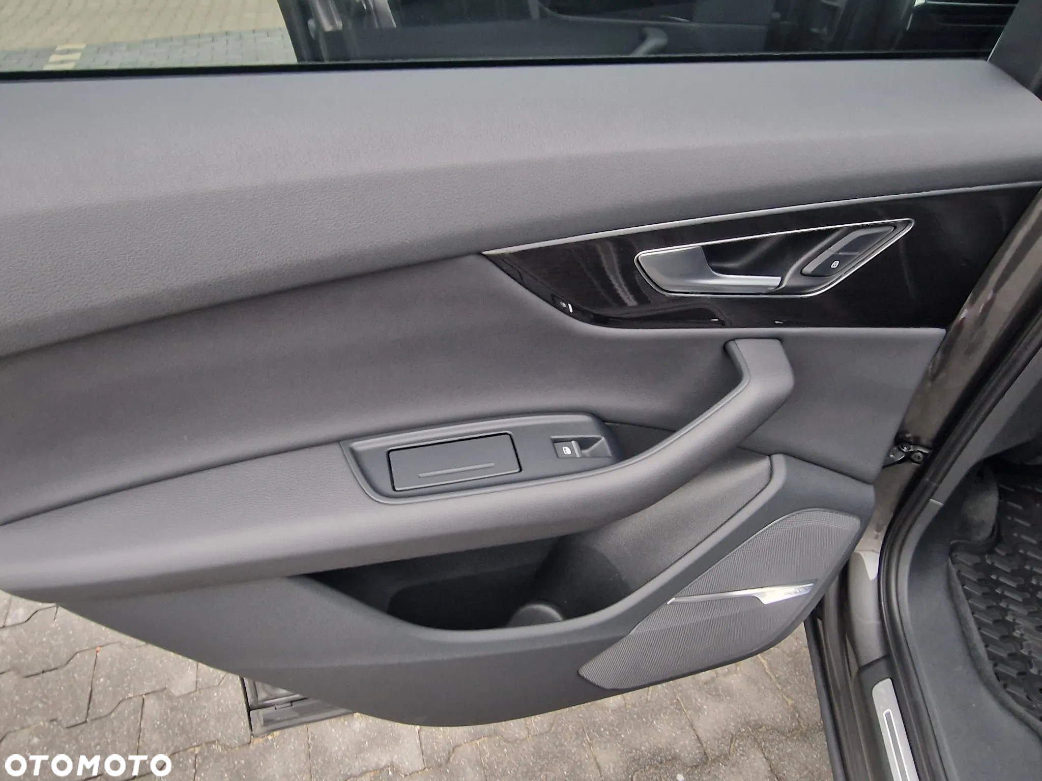 Audi Q7 55 TFSI quattro tiptronic - 28