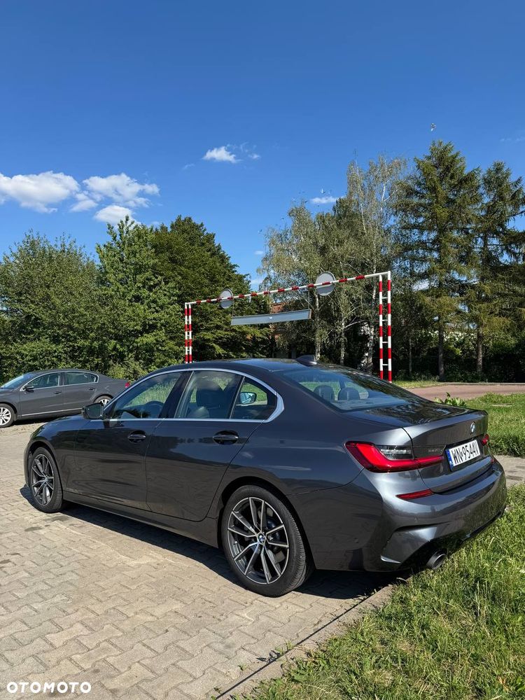 BMW Seria 3 330i xDrive Luxury Line - 5