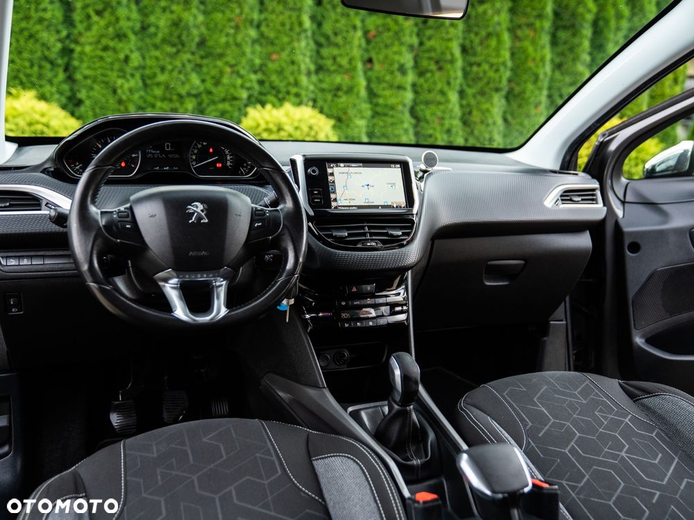 Peugeot 2008 1.2 Pure Tech Active - 25