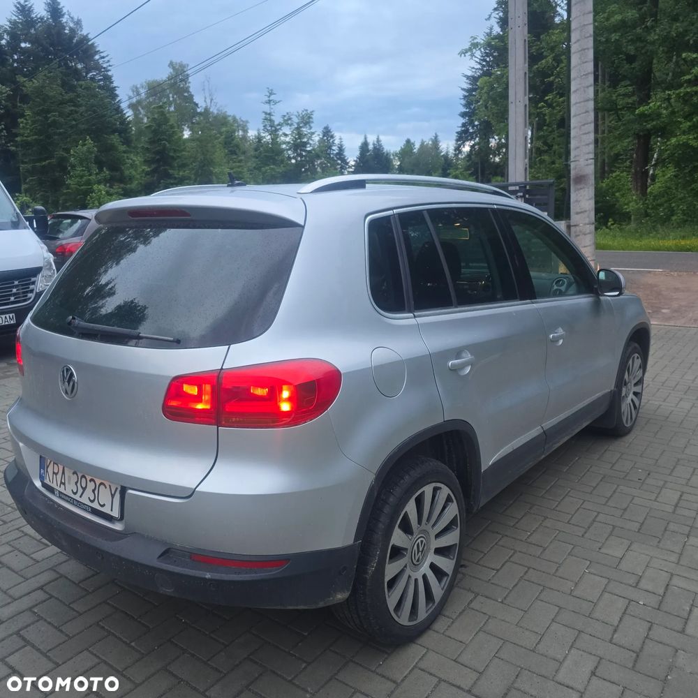 Volkswagen Tiguan - 11