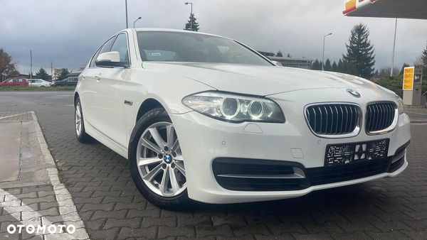 BMW Seria 5 518d Luxury Line sport