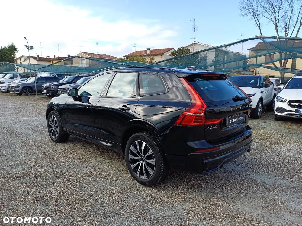 Volvo XC 60 B4 D Ultimate Dark - 3