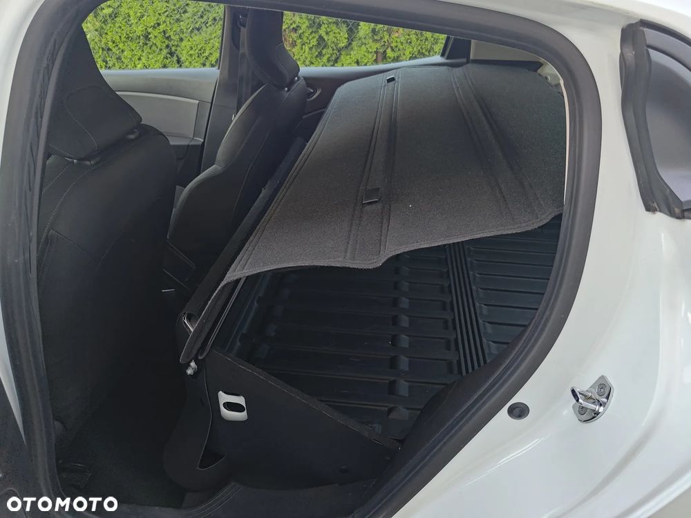 Renault Clio - 14