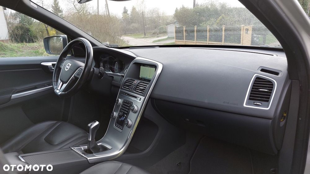 Volvo XC 60 D4 Drive-E Summum - 11