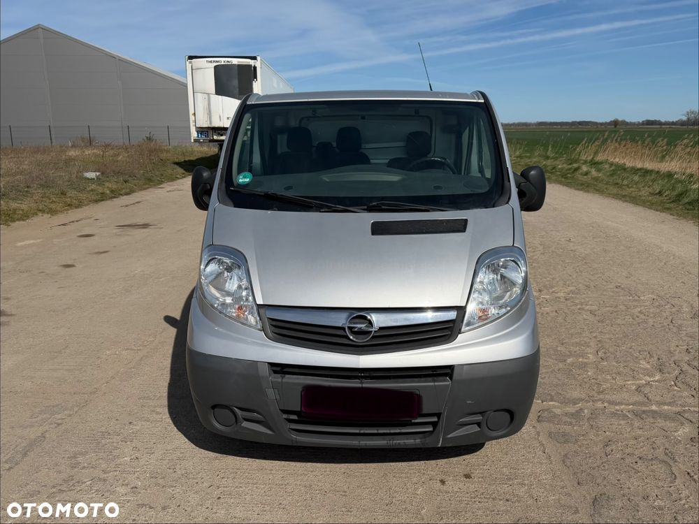 Opel VIVARO - 2