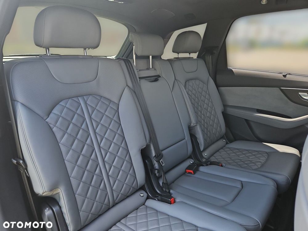 Audi Q7 - 13