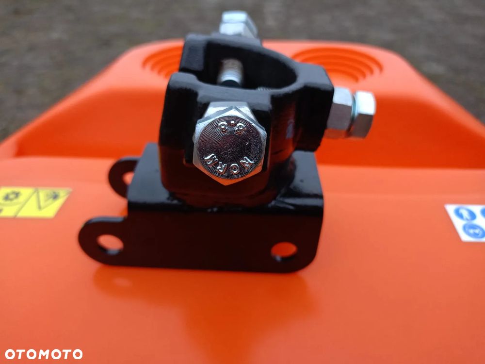 Solarka piaskarka posypywarka DEXWAL SOLDROG 110 L - 11