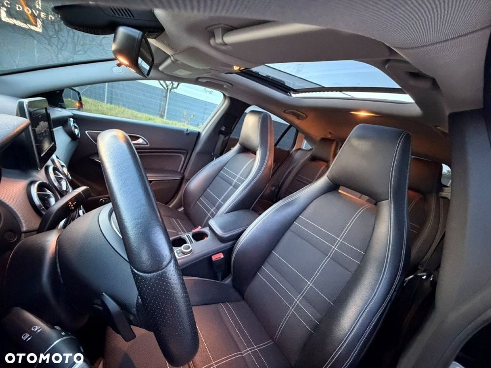 Mercedes-Benz CLA - 11