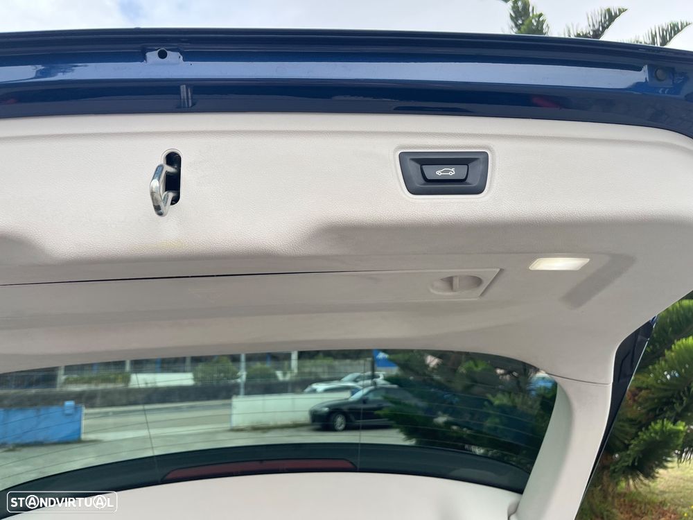 BMW 330 e Corporate Edition Auto - 25