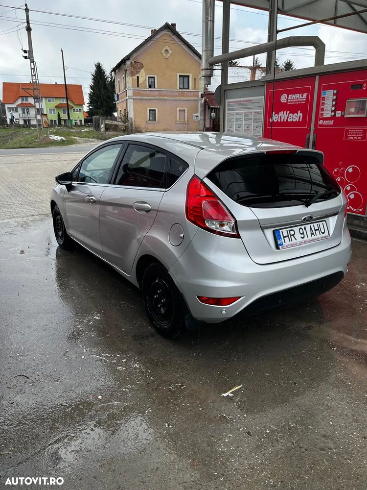 Ford Fiesta 1.6 TDCI Econetic - 8