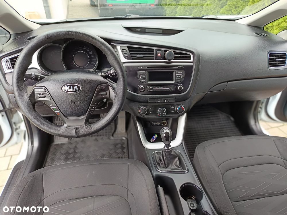 Kia Ceed 1.6 CRDi M - 12