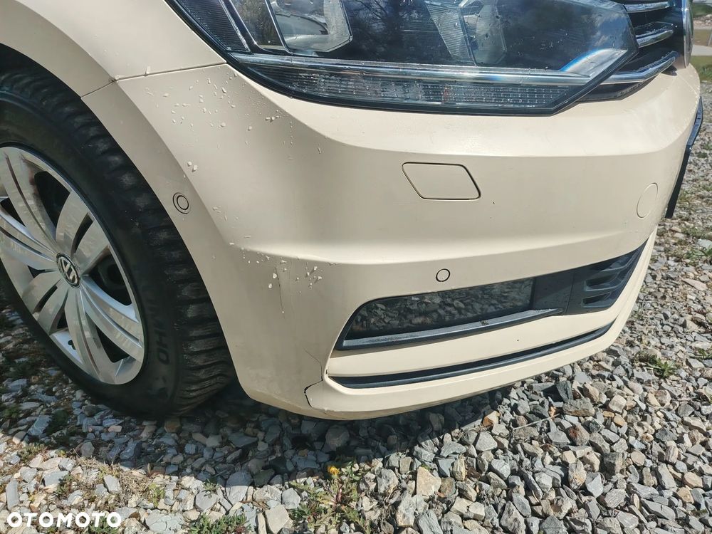 Volkswagen Touran - 14