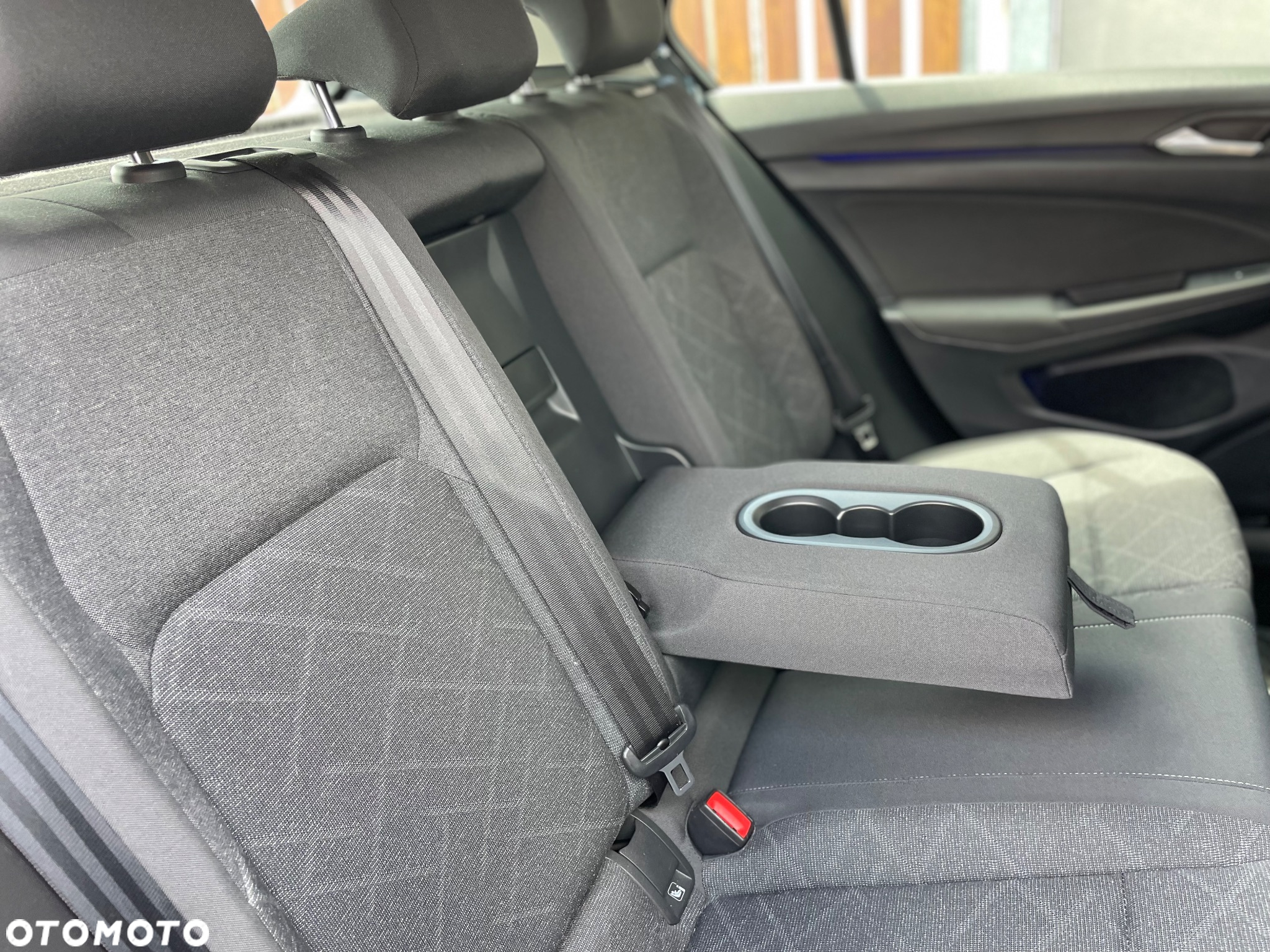 Volkswagen Golf VIII 1.5 TSI EVO Life - 27