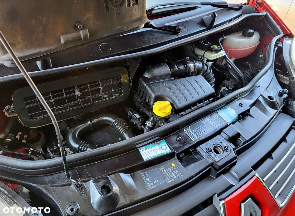 Renault Trafic - 13