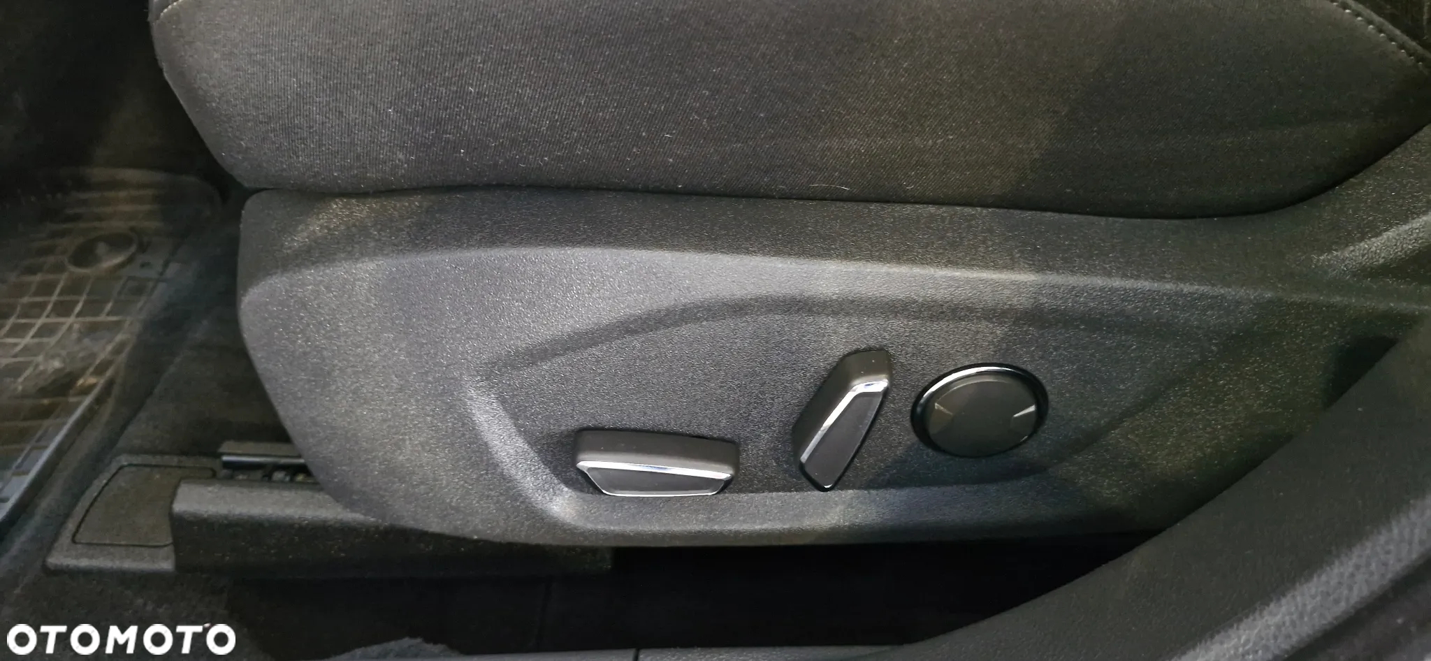 Ford Mondeo 2.0 TDCi Titanium PowerShift - 19