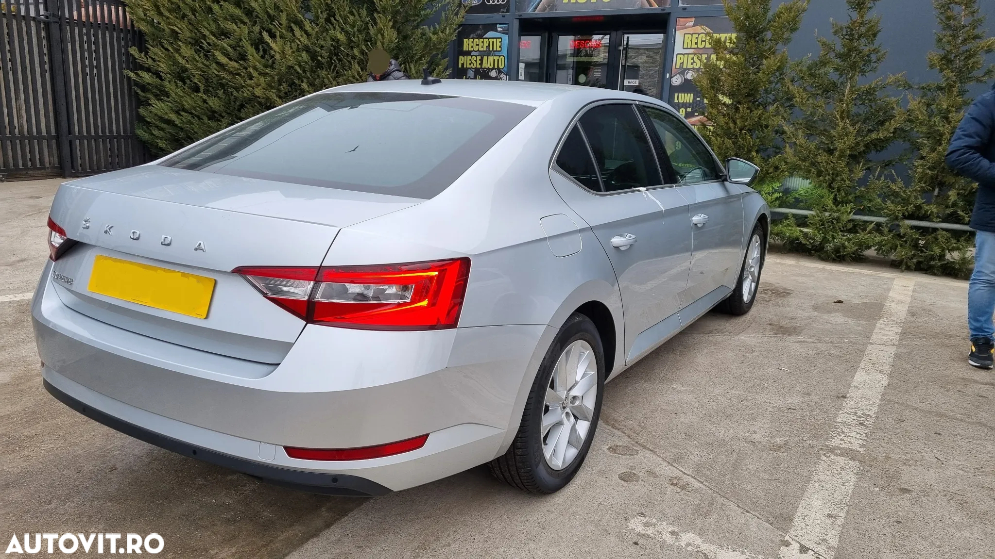 Dezmembrari piese auto Skoda Super 3 facelift 2020 - 3