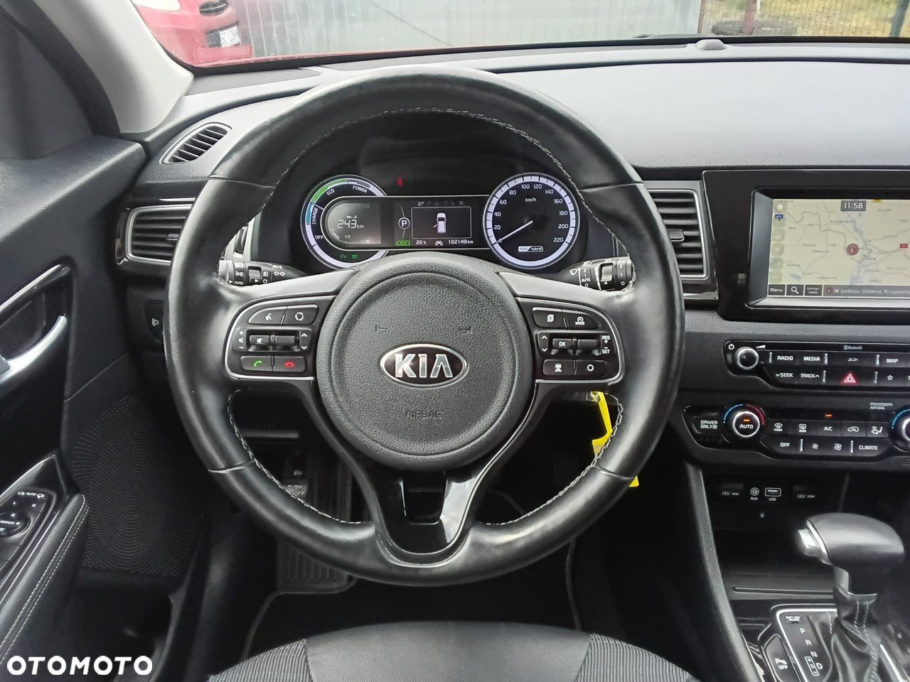 Kia Niro 1.6 GDI Hybrid Business Line - 27