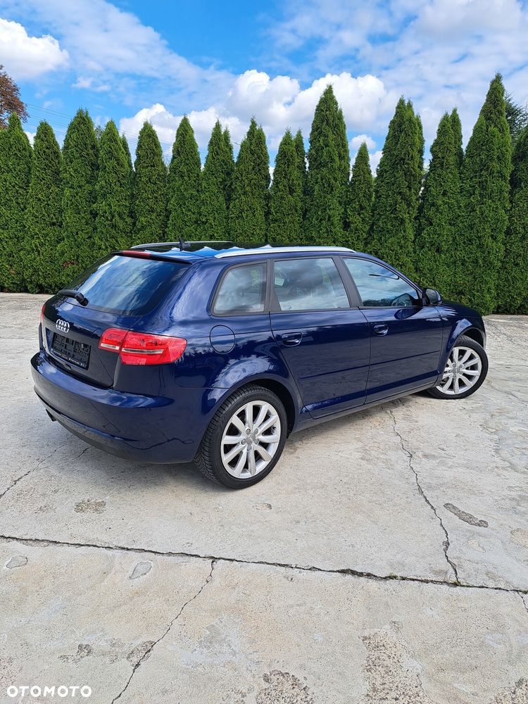 Audi A3 Sportback - 11