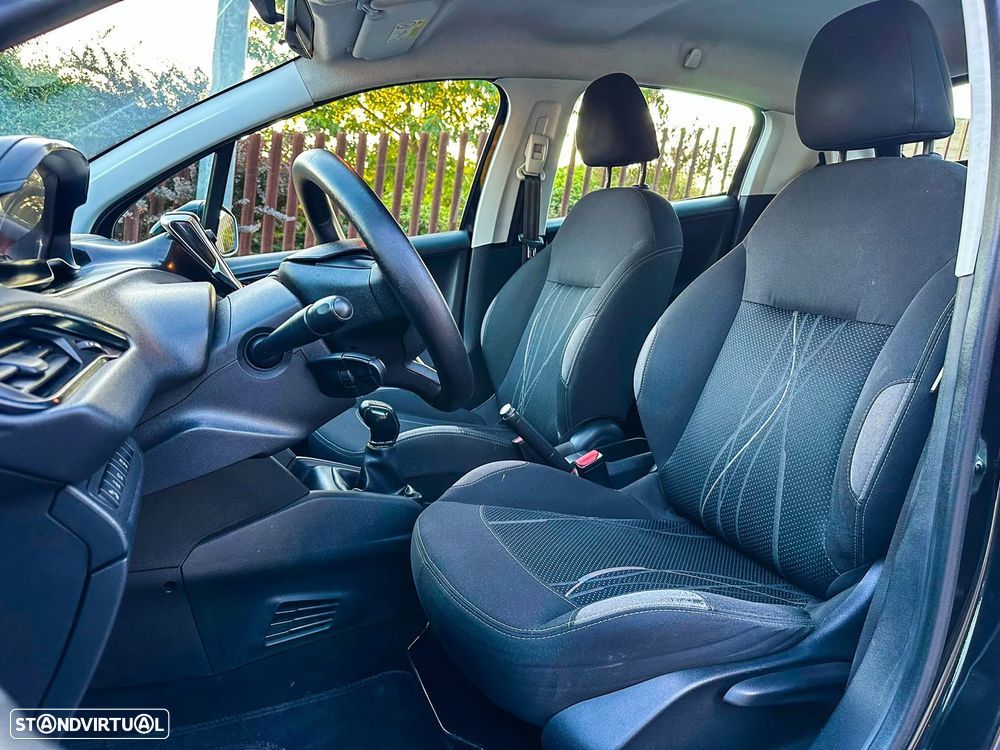 Peugeot 208 1.6 e-HDi Active - 9