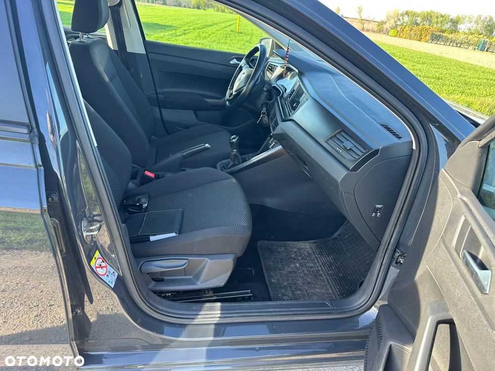 Volkswagen Polo - 12