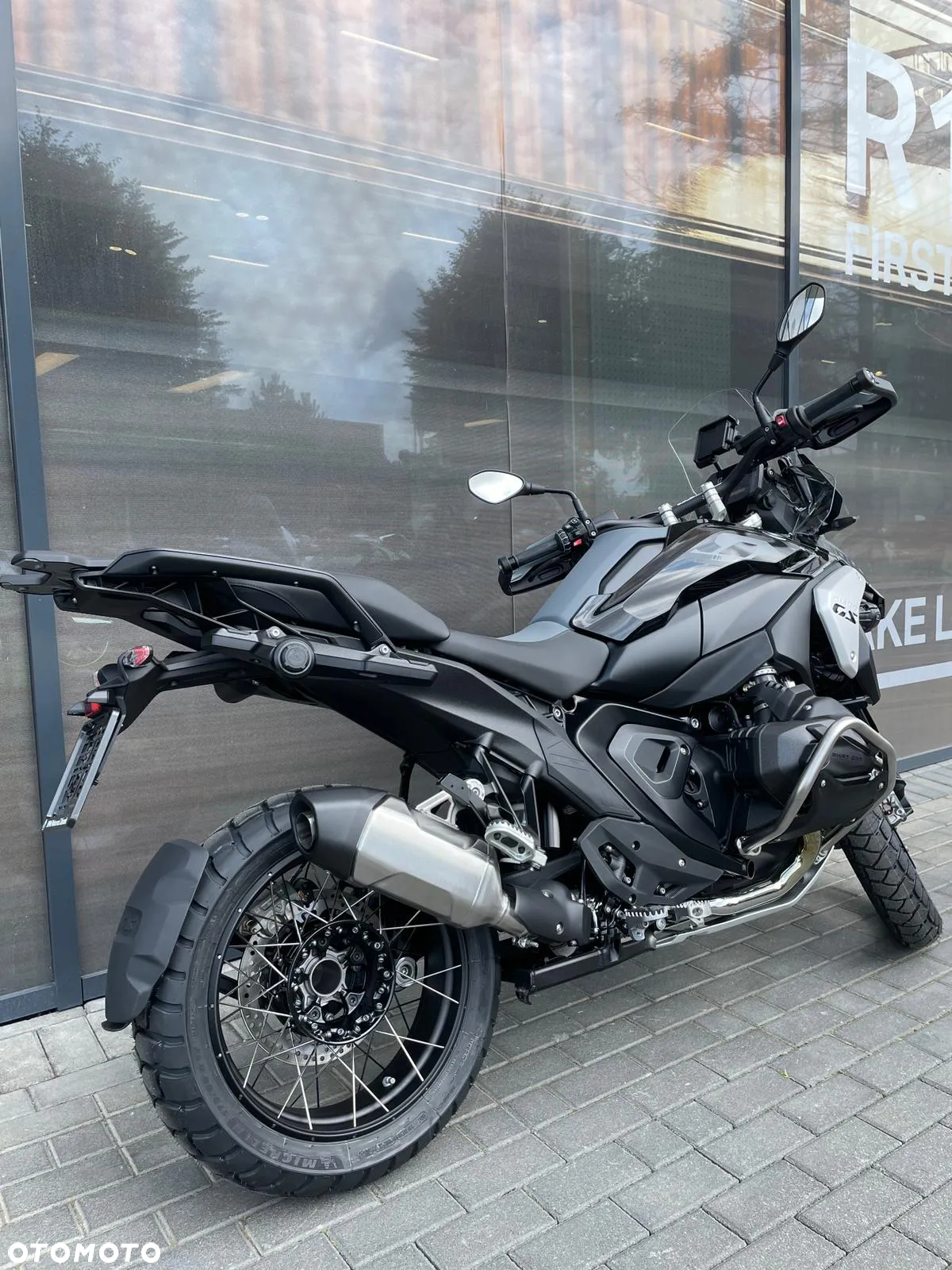 BMW R - 10