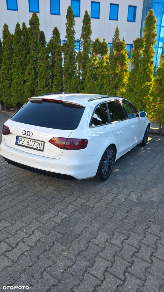 Audi A4 Avant - 13