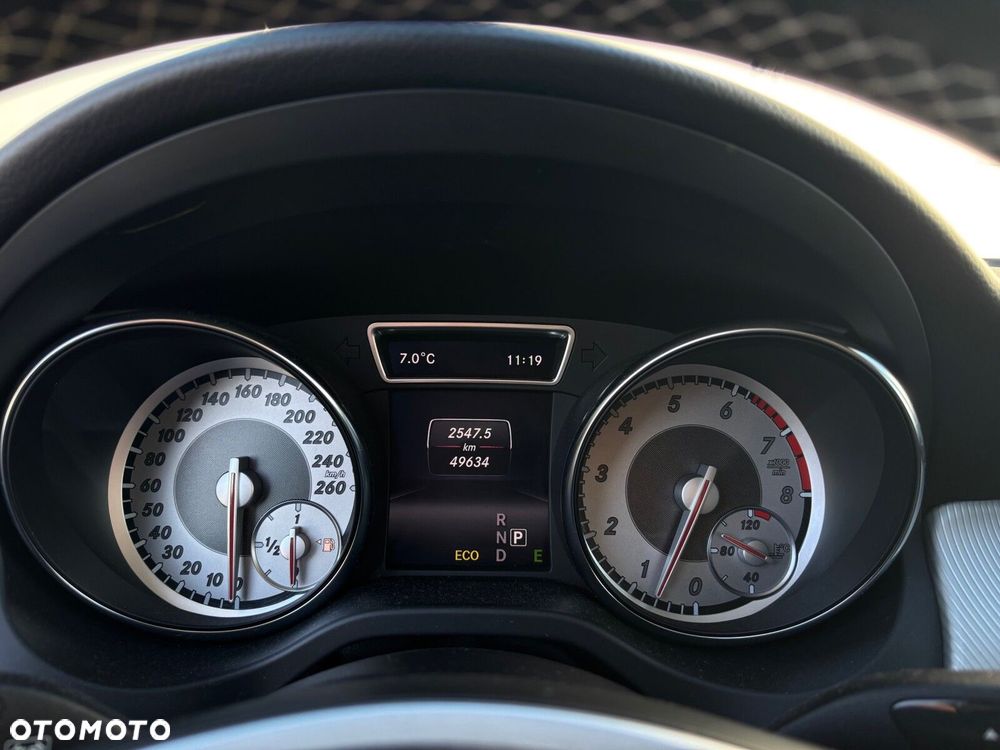 Mercedes-Benz GLA 250 4-Matic Style - 10