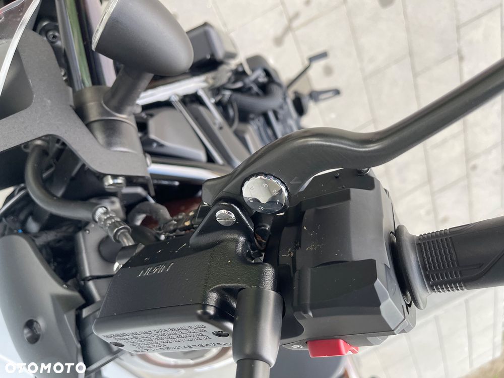 Honda CMX - 10
