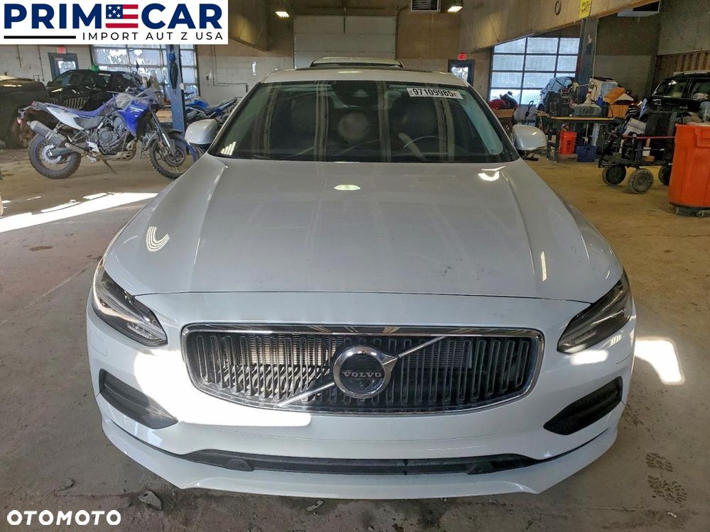 Volvo S90 - 5