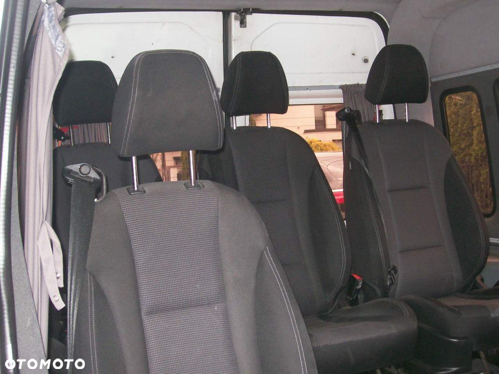 Ford Transit - 12