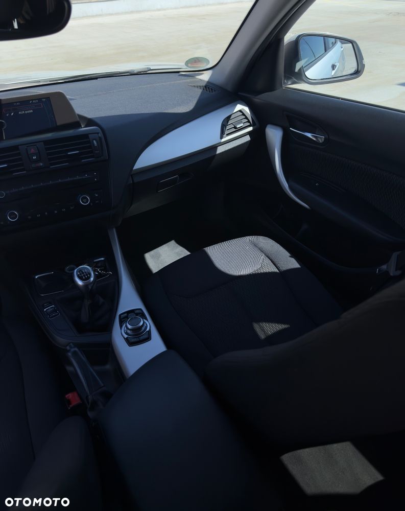 BMW Seria 1 116d - 10