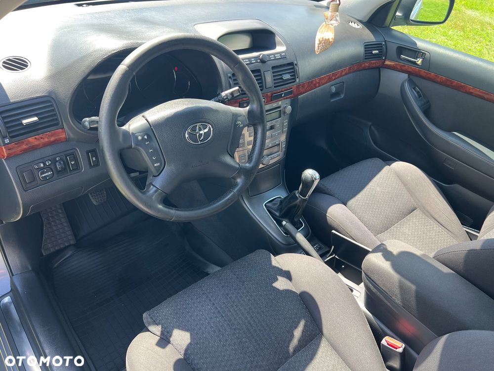 Toyota Yaris 1.4 D-4D Terra A/C - 14