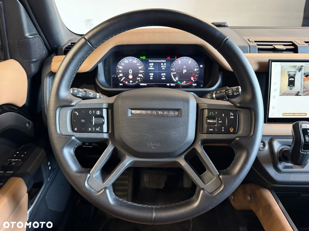 Land Rover Defender 3.0 D250 mHEV X-Dynamic HSE - 13