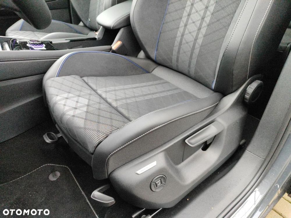 Volkswagen Tiguan - 16