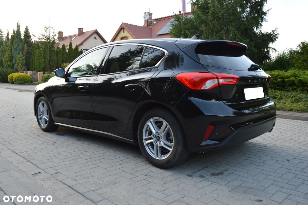 Ford Focus 1.0 EcoBoost Edition - 17