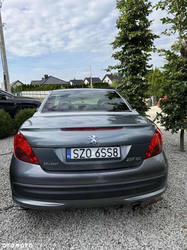 Peugeot 207 CC - 6