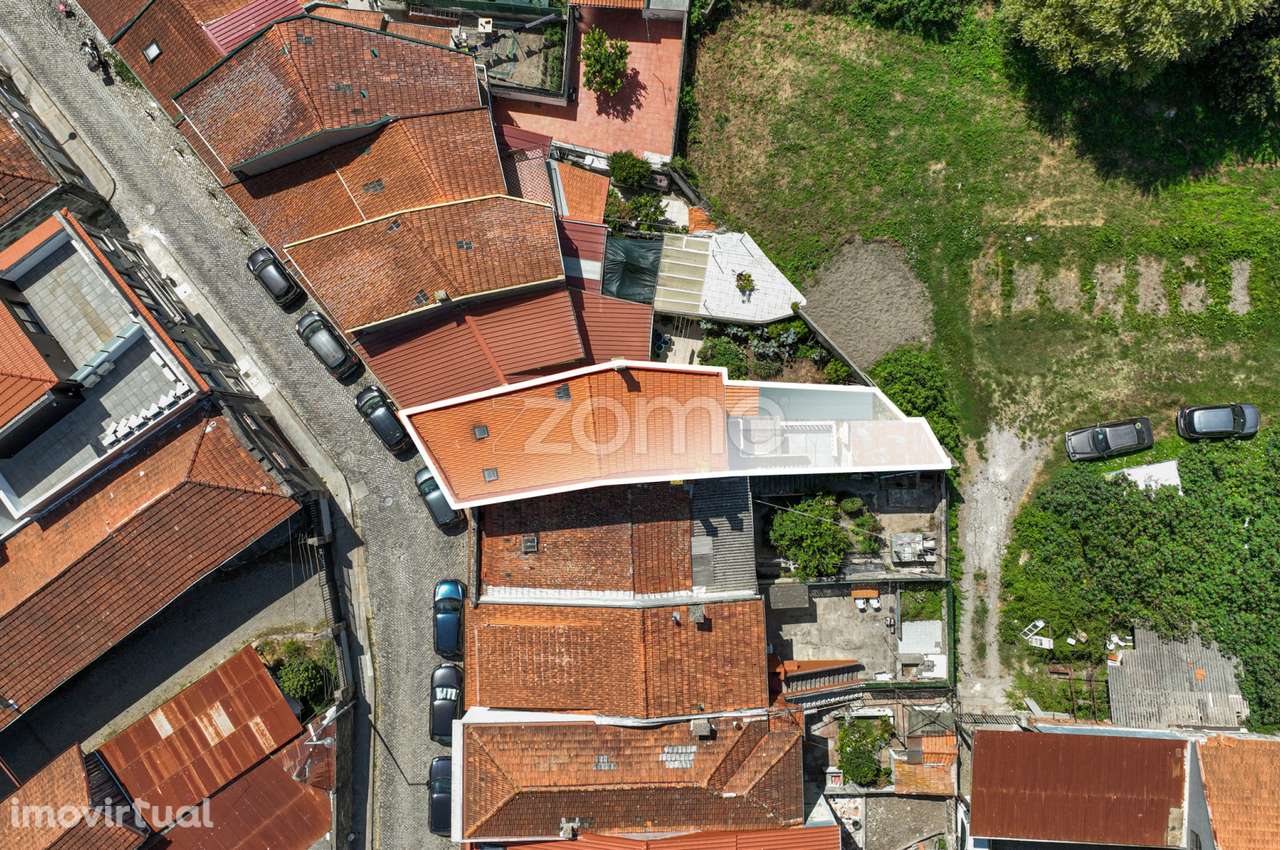 Prédio T5+4 de 3 Pisos – Excelente Localização ao Metro de Campanhã... - Grande imagem: 3/57