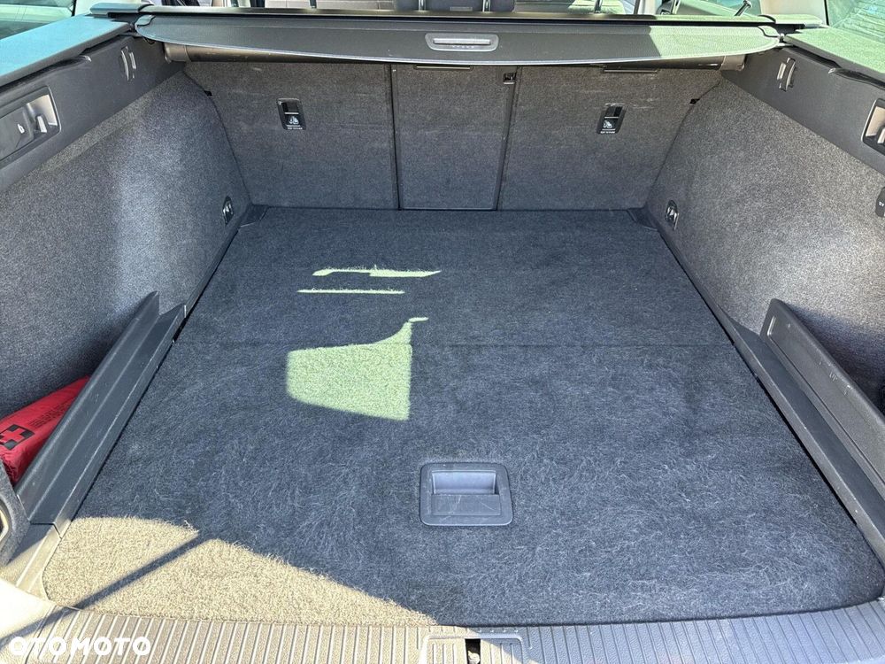 Volkswagen Passat 2.0 TDI EVO Business - 17