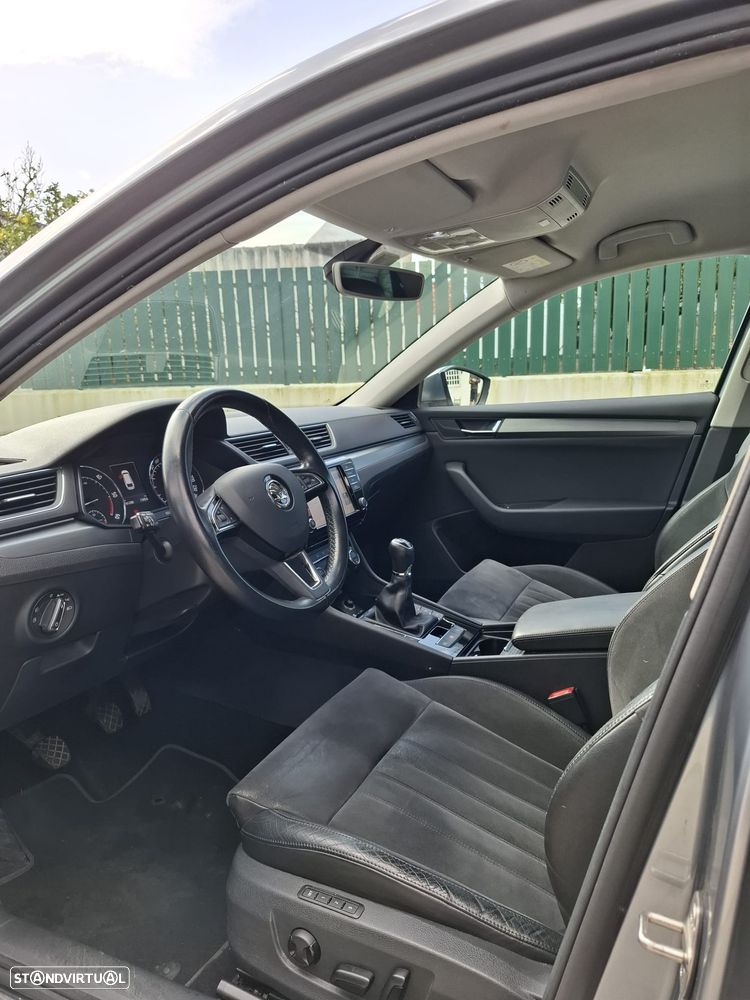 Skoda Superb Break 1.6 TDI Style - 9