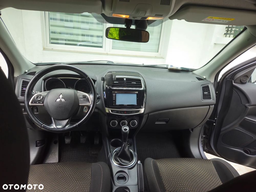 Mitsubishi ASX 1.6 Intense - 22