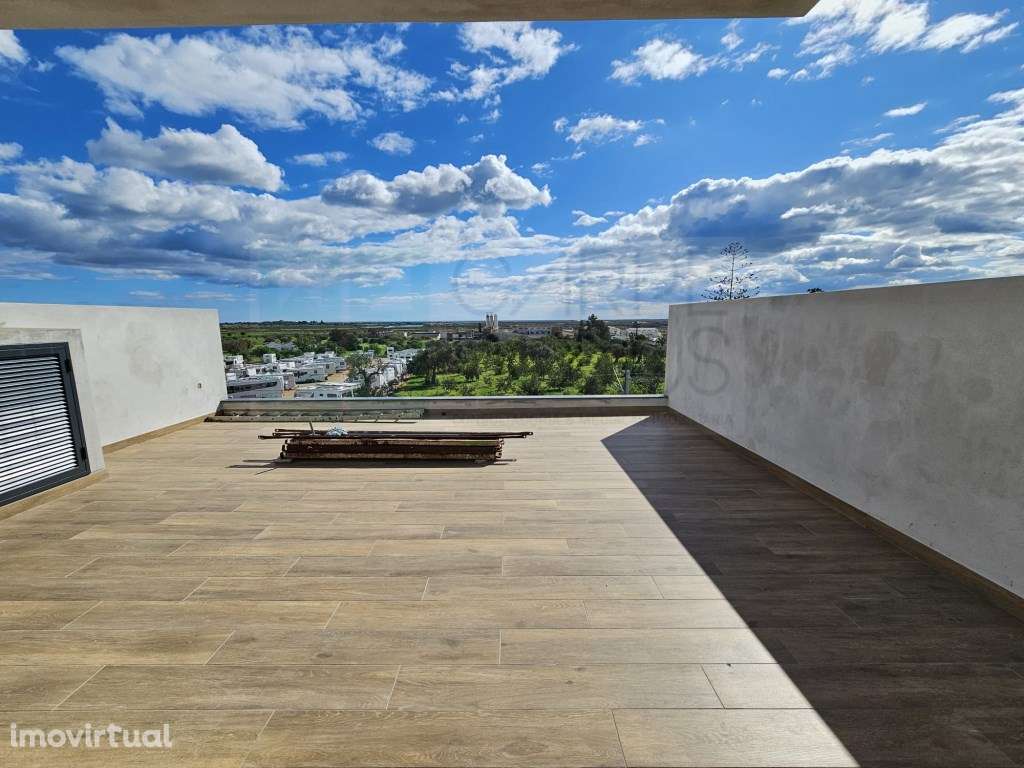 Nova moradia T4 com piscina, vistas mar, centro de Tavira, Algarve - Grande imagem: 5/42