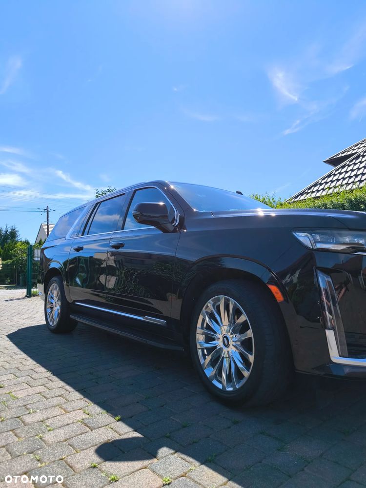 Cadillac Escalade - 10