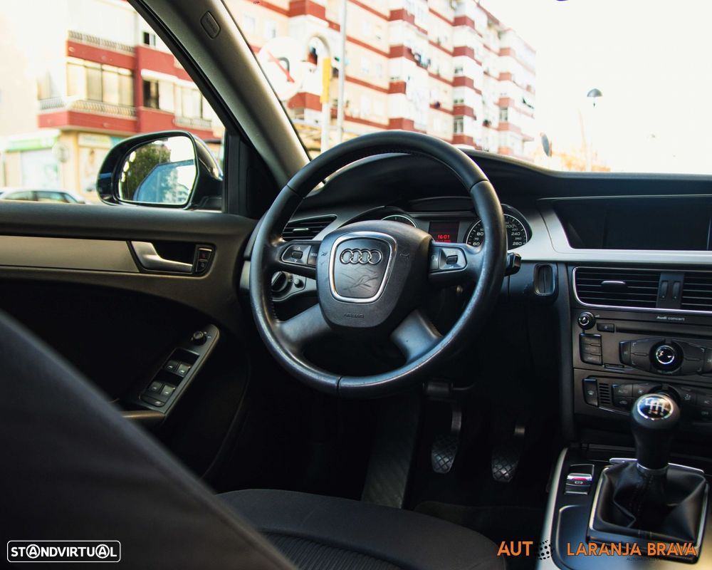 Audi A4 Avant 2.0 TDI - 16